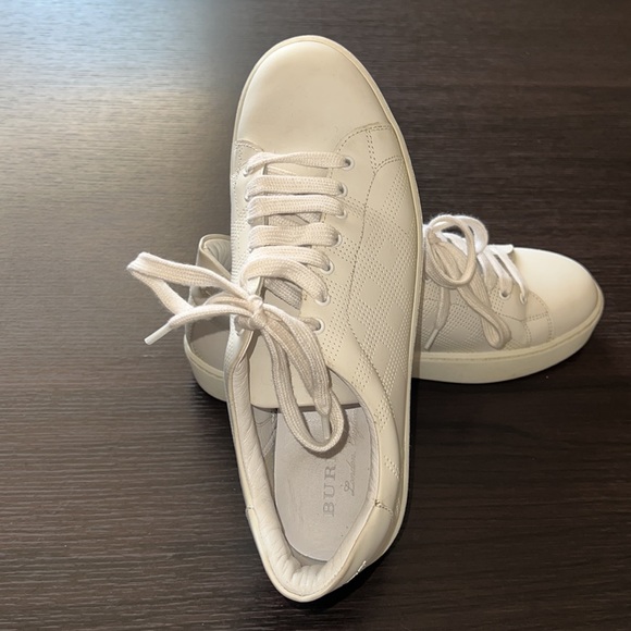 Burberry Leather sneakers - Picture 5 of 9